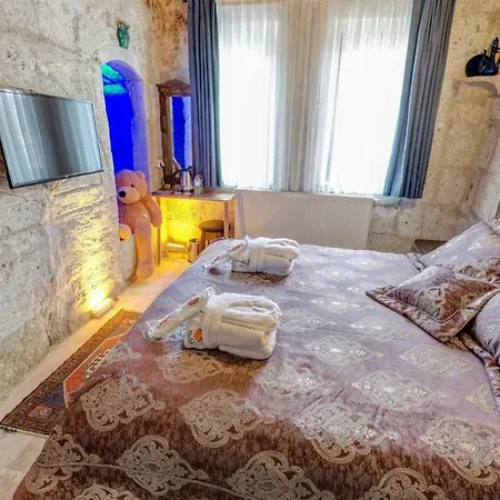 Cappadocia Alaz Cave מלון 3*