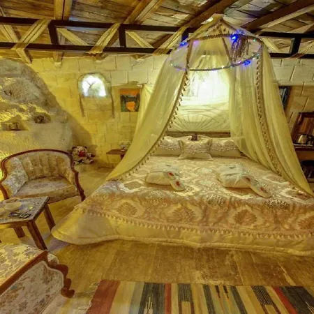 Cappadocia Alaz Cave מלון נבשהיר