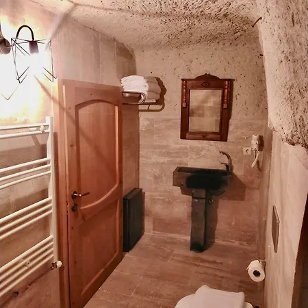 Cappadocia Alaz Cave מלון 3*