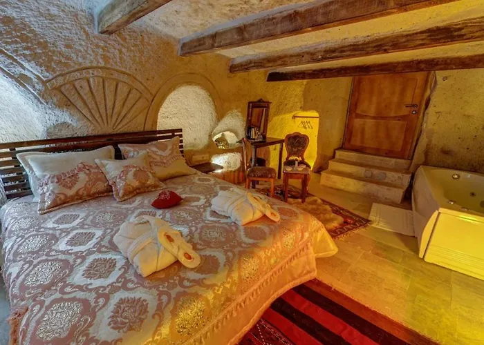 ホテル Cappadocia Alaz Cave ネヴシェヒル